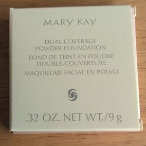 Mary Kay Dual-Coverage Powder Foundation - Ivory 104 Discontinued